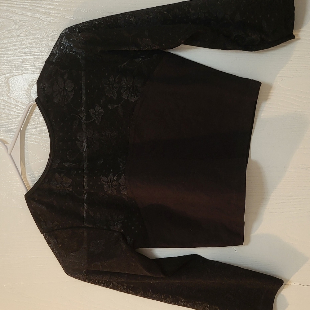 Elegant Black Lace Long Sleeve Top